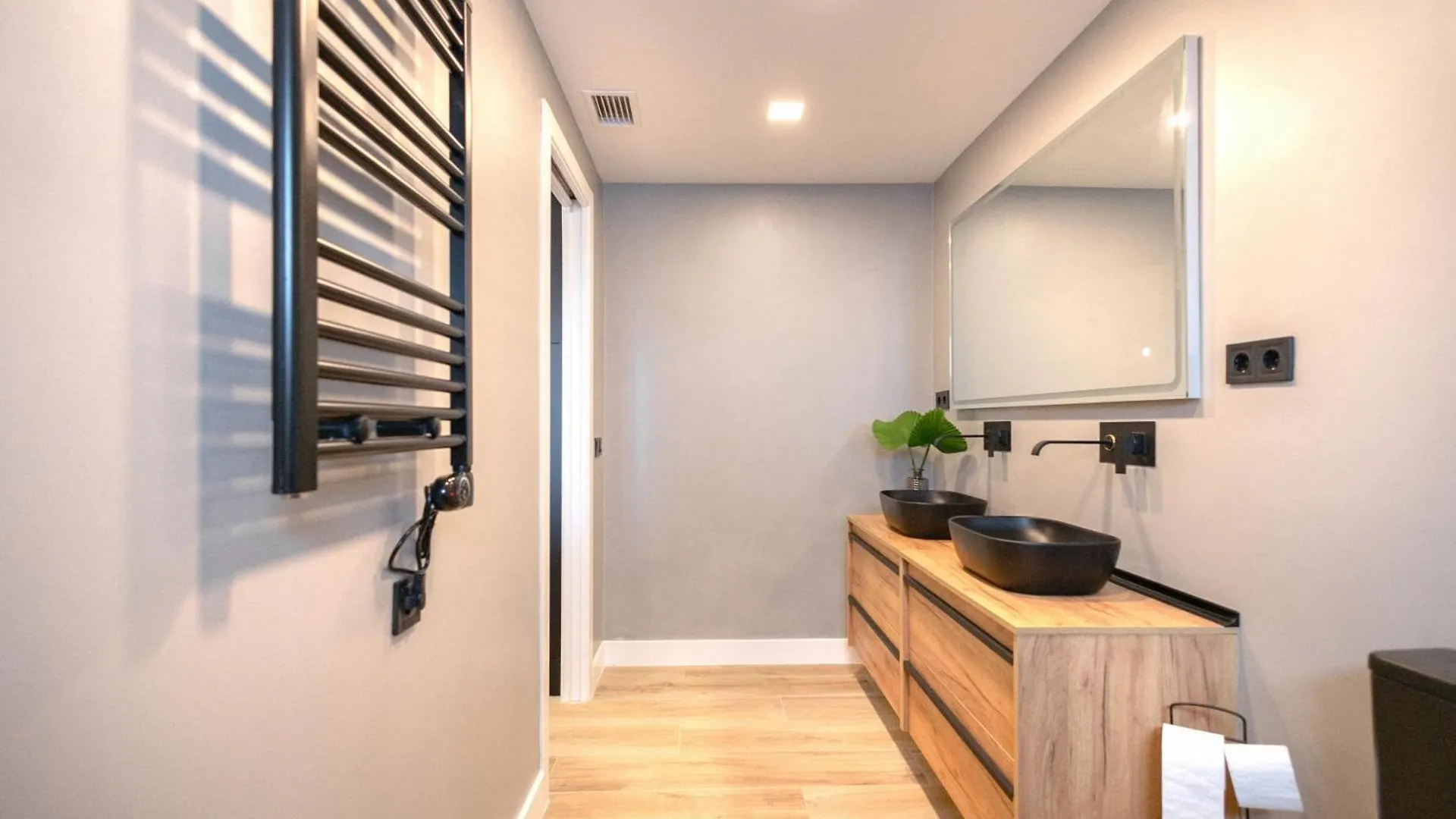 Casa Lanuza Apartment Malaga